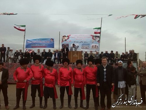 جشنواره بازی های بومی و محلی در روستای چپاقلی بندرترکمن برگزار شد