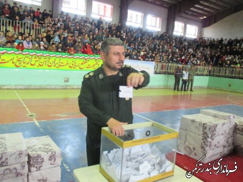 همایش بزرگ پیاده روی خانوادگی در بندرترکمن برگزار شد