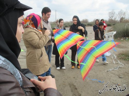 همایش بزرگ پیاده روی خانوادگی در بندرترکمن برگزار شد