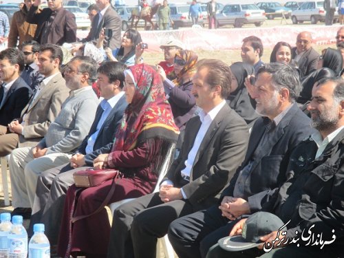 برگزاری جشنواره بومی محلی در محل شنای بندرترکمن