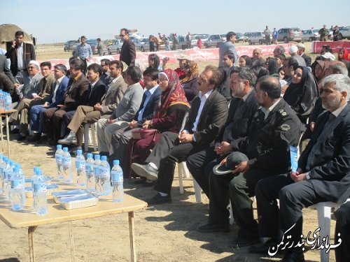 برگزاری جشنواره بومی محلی در محل شنای بندرترکمن