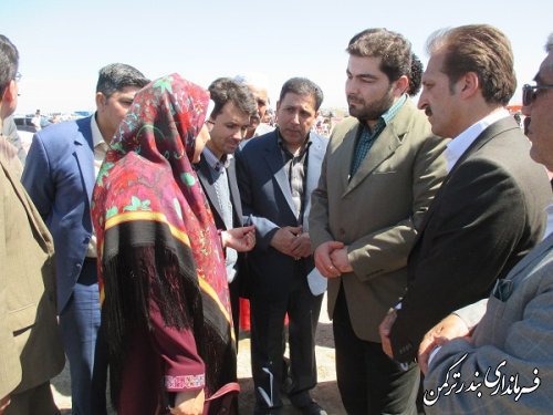 برگزاری جشنواره بومی محلی در محل شنای بندرترکمن