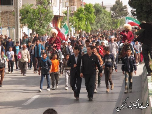 همایش بزرگ پیاده‌روی خانوادگی و ورزشی بندرترکمن برگزار شد