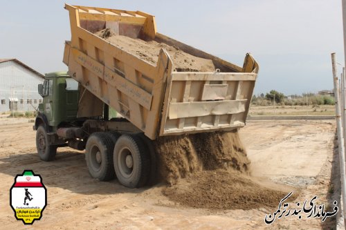 آماده سازی اولین زمین فوتبال ساحلی در شهرستان ترکمن