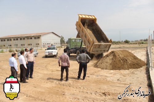 آماده سازی اولین زمین فوتبال ساحلی در شهرستان ترکمن