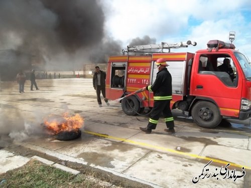 برگزاری مانور پدافند غیرعامل در شهرستان ترکمن