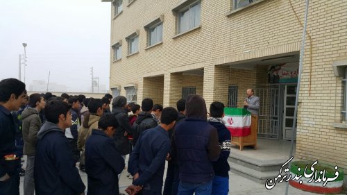 برگزاری جشن انقلاب در هنرستان شهید قدس شهرستان ترکمن