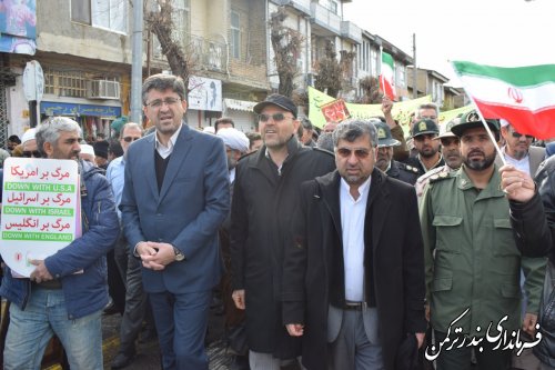 گزارش تصویری از راهپیمایی باشکوه 22 بهمن در شهرستان ترکمن