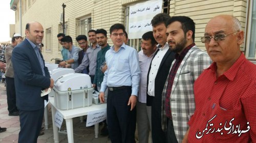 حضور فیروزی فرماندار در مانور انتخاباتی تمام الکترونیک شورای شهر بندرترکمن 