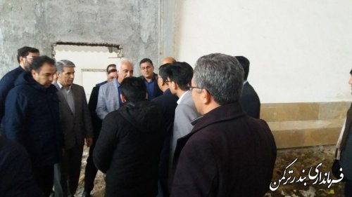 بازدیدسرپرست فرمانداری ترکمن و مديرعامل شركت توسعه اماكن ورزشي کشور از پروژه هاي ورزشي شهرستان