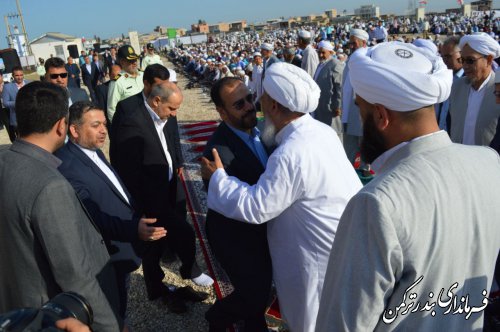 نماز عید سعید قربان در عیدگاه شهرستان ترکمن برگزار شد