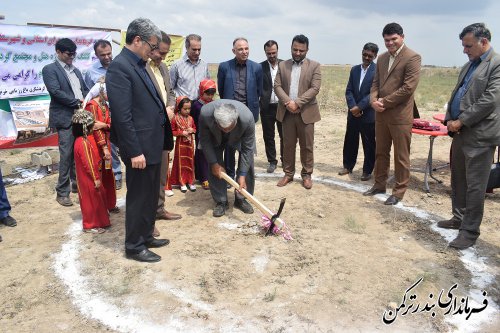 کلنگ زنی مجتمع گردشگری باغ رز نامی خرم  در سیجوال