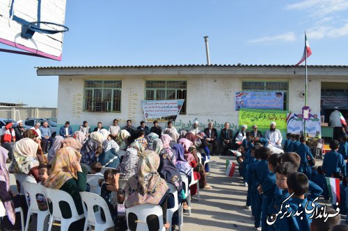 زنگ بازگشایی مدارس شهرستان ترکمن به دست فرماندار نواخته شد