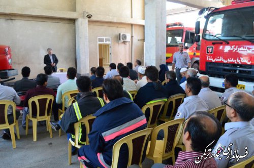 تجلیل از آتش نشانان شهرستان ترکمن 