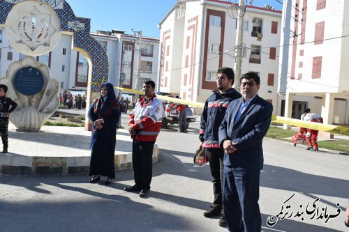 مانور زلزله در شرایط واقعی، خروج ایمن و پناهگیری در شهرستان ترکمن برگزار شد