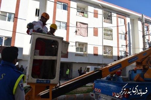 مانور زلزله در شرایط واقعی، خروج ایمن و پناهگیری در شهرستان ترکمن برگزار شد