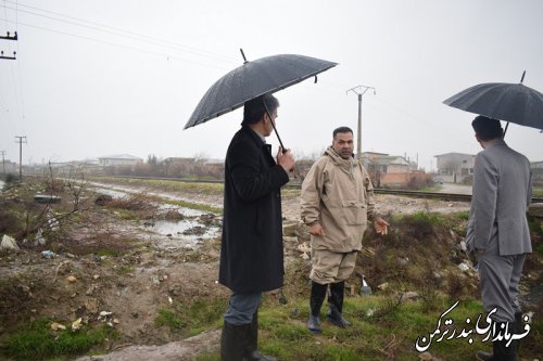 بازدید فرماندار از آبگرفتگی مناطق سطح شهر