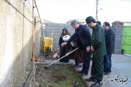 دیدار فرماندار و مسئولین با خانواده شهید "فریدون ندر"