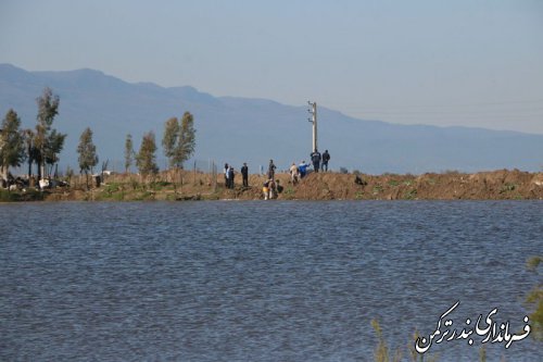 بازدید  فرماندار ترکمن از وضعیت سیلاب رودخانه قره سو و پل نیازآباد