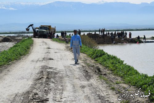 بازدید فرماندار ترکمن از روستای اسلام تپه