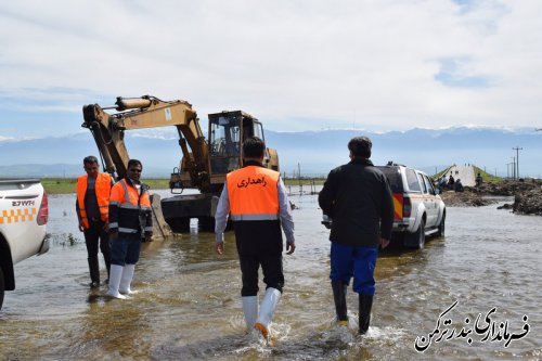 بازدید فرماندار ترکمن از روستای اسلام تپه