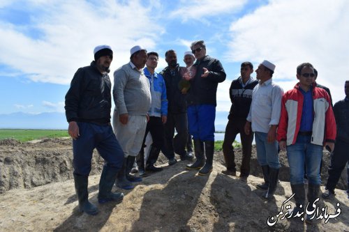 بازدید فرماندار ترکمن از روستای اسلام تپه