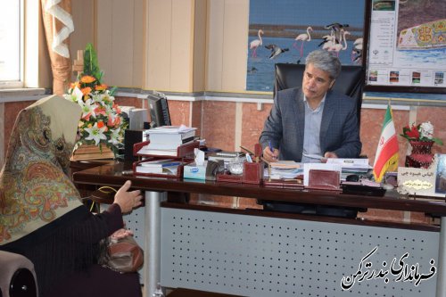ملاقات مردمی فرماندار شهرستان ترکمن برگزار شد