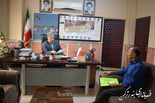 ملاقات مردمی فرماندار شهرستان ترکمن برگزار شد