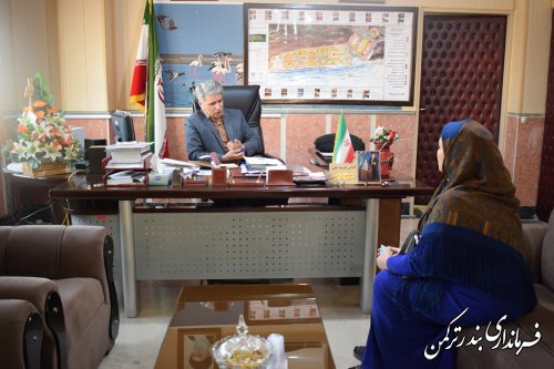 ملاقات مردمی فرماندار شهرستان ترکمن برگزار شد
