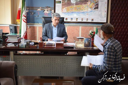ملاقات مردمی فرماندار شهرستان ترکمن برگزار شد