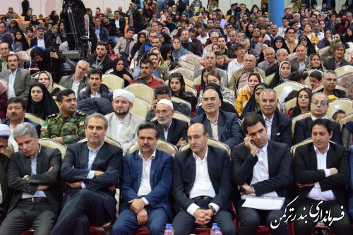 حضور فرماندار بندرترکمن در آیین افتتاحیه سیزدهمین جشنواره بین المللی فرهنگ اقوام استان گلستان