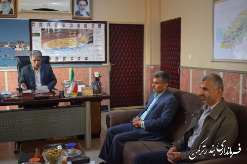 مسئول حراست فرمانداری شهرستان ترکمن معارفه شد