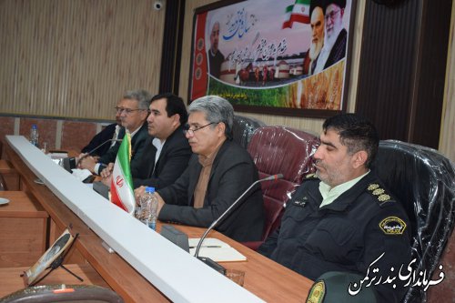 کمک به آموزش و پرورش کمک به خودمان است