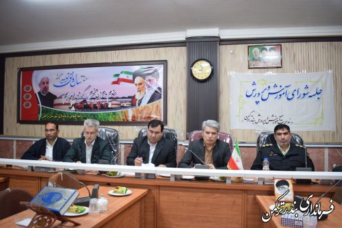 کمک به آموزش و پرورش کمک به خودمان است