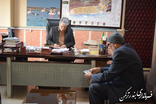 ملاقات مردمی فرماندار شهرستان ترکمن برگزار شد