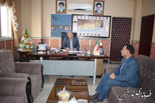 ملاقات عمومی فرماندار شهرستان ترکمن برگزار شد