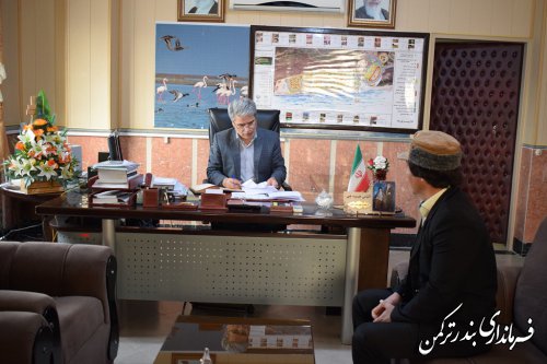 ملاقات مردمی فرماندار شهرستان ترکمن برگزار شد