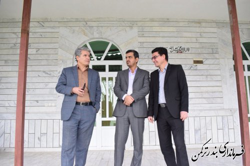 بازدید فرماندار شهرستان بندرترکمن از شعب اخذ رای شهرستان