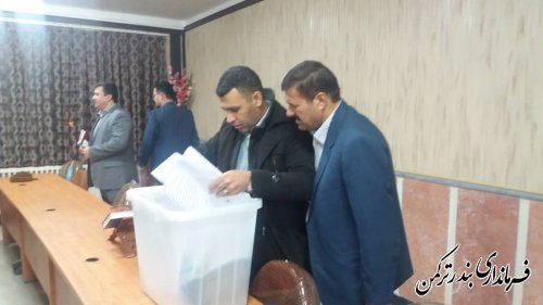 آغاز فرآیند انتخابات در شهرستان بندرترکمن با تحويل ۵۹ صندوق اخذ راي  انتخابات مجلس شوراي اسلامي در شهرستان