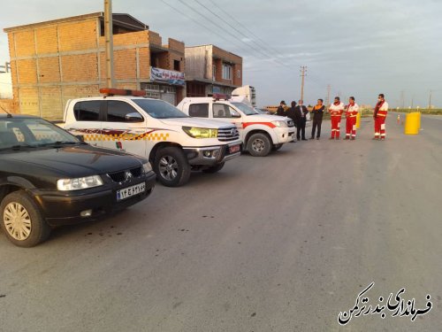 بازدید میدانی فرماندار شهرستان بندرترکمن از روند اجرای طرح کاهش زنجیره انتقال کرونا در مبادی شهر بندرترکمن