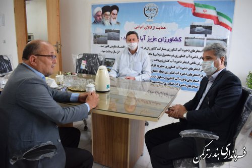 فرماندار شهرستان بندرترکمن بر رسیدگی به مشکلات مردم با اولویت حفظ سلامت شهروندان تاکید کرد