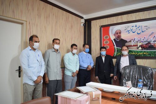 از آزادگان گرانقدر شهرستان ترکمن تجلیل شد