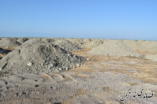 کلنگ زنی و آغاز عملیات اجرایی طرح پرورش ماهیان خاویاری در شهرستان ترکمن