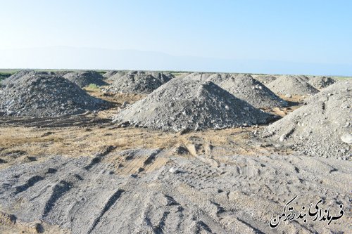 کلنگ زنی و آغاز عملیات اجرایی طرح پرورش ماهیان خاویاری در شهرستان ترکمن