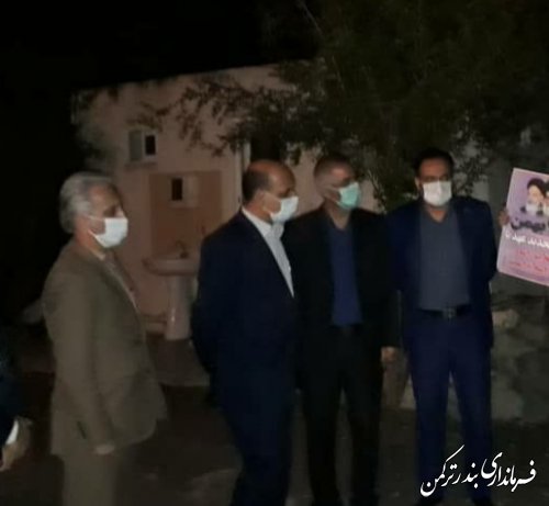 استاندار گلستان با دو خانواده تحت پوشش بهزیستی شهرستان ترکمن دیدار کرد