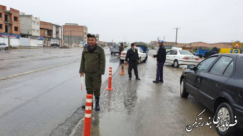 بازدید فرماندار ترکمن از اجرای طرح محدودیت های کرونایی در سطح شهرستان