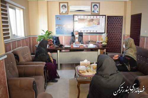 دیدار چهره به چهره فرماندار شهرستان ترکمن با شهروندان