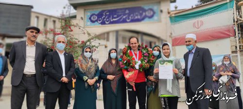 تجلیل فرماندار شهرستان ترکمن از مقام سوم مسابقات تکواندو ناشنوایان جهان 