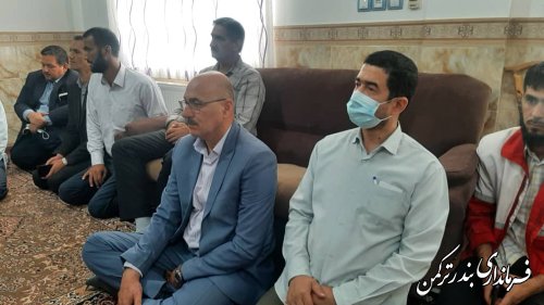 دیدار و گفتگو فرماندار شهرستان با حاج آخوند اونق امام جمعه بندر ترکمن 