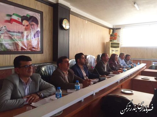 جلسه ستاد راهبردي رشد ٨ درصدي شهرستان ترکمن برگزار شد